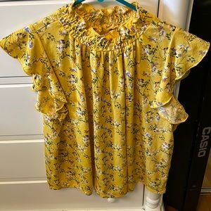 I am selling a nice dress shirt.